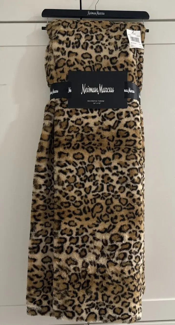 NEIMAN MARCUS Luxury CHEETAH Design Faux Mink Fur Throw Blanket NEW WITH TAGS